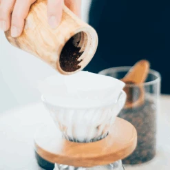 V60 Coffee Grinder Olive Wood N -Hario Europe 000TAR 2199 web