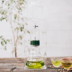 Water Dripper Clear -Hario Europe 20190731 TAR 2855 web