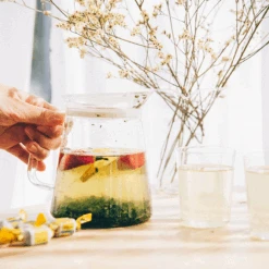 Clear Teapot 450/700mL -Hario Europe 20200402 TAR 4538