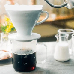 Beaker Server, 300/600mL 11 Beaker Server, 300/600mL -Hario Europe 20210303 TAR 0825web