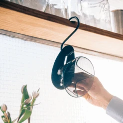 V60 One Pour Dripper MUGEN Server Set, 02 Size 8 V60 One Pour Dripper MUGEN Server Set, 02 Size -Hario Europe 20210303 TAR 3824web 21557889 140b 4e26 81c5 580afdb1ed0b