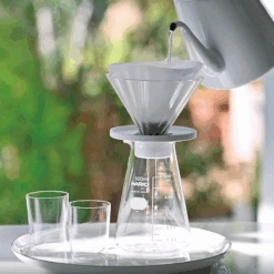 CHA CHA Dripper Bouquet 10 CHA CHA Dripper Bouquet -Hario Europe CDB web 1