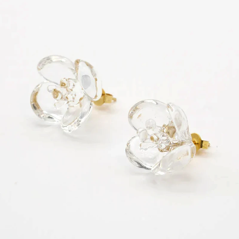 Tsubaki Clear Earrings 1 Tsubaki Clear Earrings