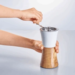 V60 Coffee Grinder Olive Wood N -Hario Europe MCW howto web