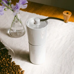 [Simply HARIO Series] Ceramic Coffee Grinder -Hario Europe S CCG 2 W web03