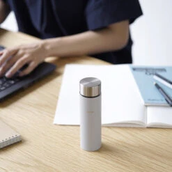 HARIO Stick Bottle, 140/350mL 26 HARIO Stick Bottle, 140/350mL -Hario Europe SSB 140 GR close