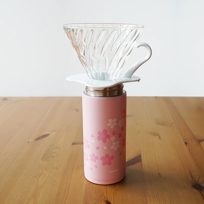 HARIO Stick Bottle Sakura, 350mL 4 HARIO Stick Bottle Sakura, 350mL - Afbeelding 4