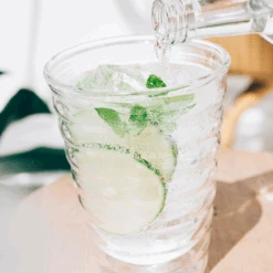 Double-Walled V60 Coffee Glass, 300/450mL 9 Double-Walled V60 Coffee Glass, 300/450mL -Hario Europe TAR 9288web