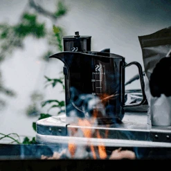 V60 Drip Kettle Air 10 V60 Drip Kettle Air -Hario Europe ZB MDP 35B web02